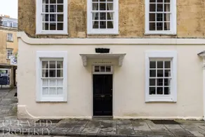 Spacious Homely Georgian Town House Central Bath - Image 2