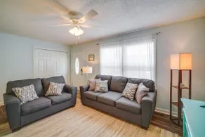 Pet-Friendly Villas Vacation Rental: Walk to Bay - Image 4