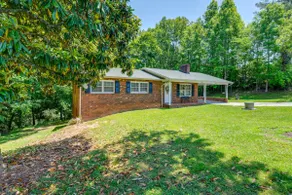Charming Jonesville Home w/ Grill - Near Wineries! - Image 3