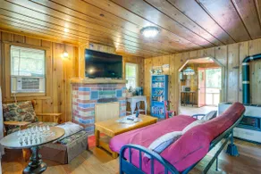 Charming Michigan Cottage w/ Sunroom & Lake Access - Image 3