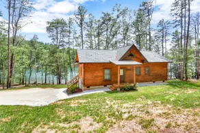 Waterfront Lake Keowee Chalet - Image 2