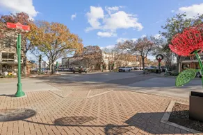 Cozy, Eclectic, Quiet Studio-Walk to the Square! - Image 4
