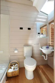 Caretaker's Cottage - Image 4