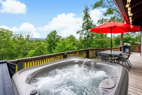 Modern w Mountain Views, Hot Tub, Deck & Fire Pit - Image 5