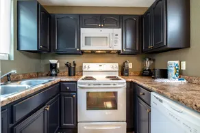 Peaceful Getaway, Sleeps 6・Pet Friendly & Hot Tub - Image 3