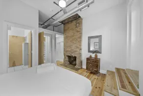 Huge Retreat| Rooftop Deck| Stay At Findlay Market - Image 3