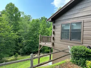Babblebrook Lodge Creekfront Cabin w/River Access - Image 4