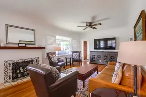 Ocean Beach Cottage - Image 2