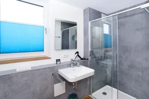Berg Fux Condo for Singles & Couples with kitchen - Image 4