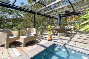 Mike's - A Luxurious Cabin Surrounded By Nature - Image 2