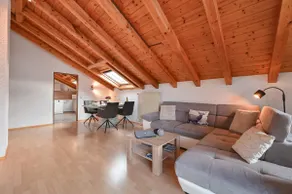 Alpine Bird Vacation Rental - Image 2