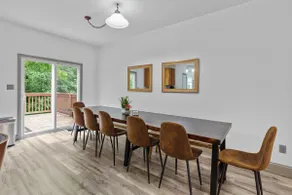 Springhurst Serenity: Fresh 4BR Getaway - Image 3