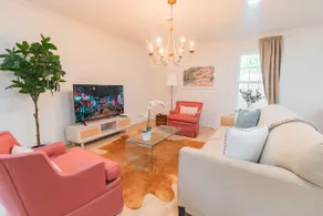 Serene Cove Studio | King, Driveway, Keyless Entry - Image 2