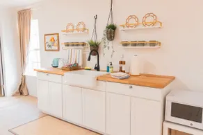 Serene Cove Studio | King, Driveway, Keyless Entry - Image 3