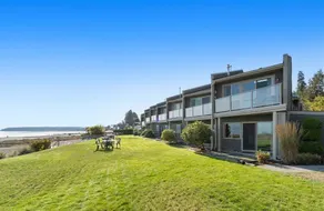 Shorewater Resort Deluxe Loft - Image 2