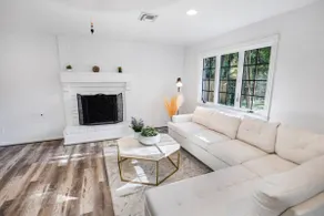 Sunmeadow Manor Retreat - Image 3