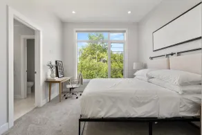 Modern Mediterranean 4BR near Downtown w/ Cable - Image 5