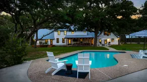 Three Dog Ranch - Pool, Game Room & Sleeps 18 - Image 2