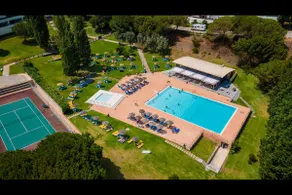 Wonderful Flat with Big Patio & Pool by LovelyStay - Image 3