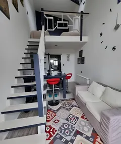 Comfort, Innovation, Style, Wifi, Gym - Image 4