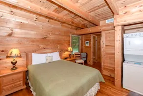 Creekside Cabin - Image 5