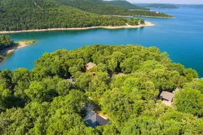 Canyon Grove - Secluded lake retreat - Image 2
