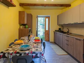 Leonardo by Interhome - Image 4