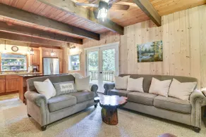 Peaceful Mt. Hood Cabin w/ Hot Tub & Fire Pit! - Image 5