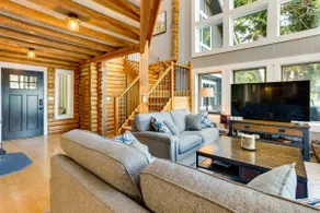 Gorgeous Long Lake Home w/ Dock, Kayak, SUP & More - Image 3