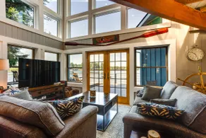 Gorgeous Long Lake Home w/ Dock, Kayak, SUP & More - Image 4