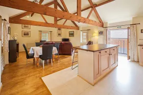 Host & Stay - Widger Mews Apartment - Image 4