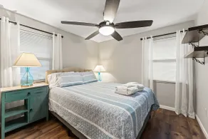 Close to The Greene, Heritage Hideaway - Image 2