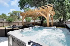 Opulent Oasis - Spa! FirePit! 3 Kings! - Image 3