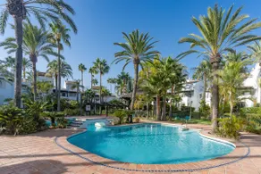 Townhouse beachfront in Costalita - Image 3