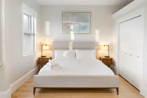 Charlesgate Suites - Image 2