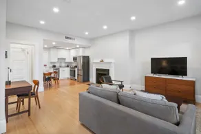 Charlesgate Suites - Image 4
