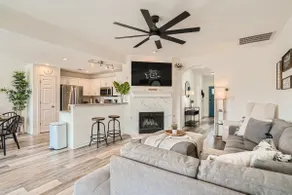 Cozy 3BR - Pet-Friendly Haven with fireplace - Image 5