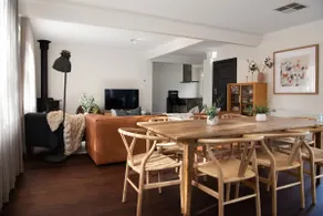Hepburn Springs Retreat- stylish & light-filled - Image 3