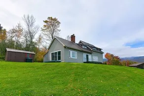 Farmhouse with Mountain Views Near Stowe/Smuggs - Image 4
