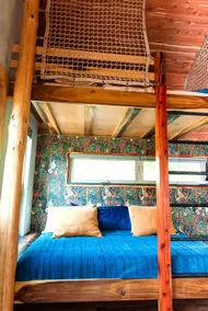 Moody & Modern: Cabin w. Sunlit Patios Above Nooga - Image 4