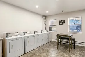 Newly Remodeled One Bedroom - Pet Friendly - Image 5