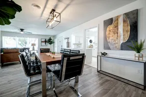 Award Winning Designer's Houston Hideaway - Image 3