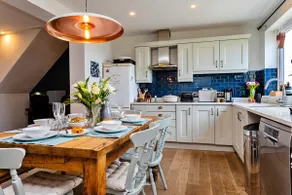 Finest Retreats - Cresswell House - Image 3