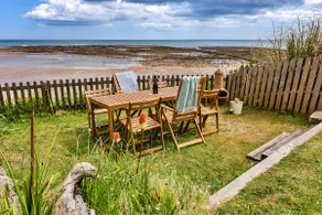 Finest Retreats - Cresswell House - Image 2