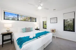 Holiday Haven - Coastal Comfort In Old Torquay - Image 2