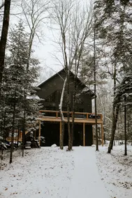 NEW Lake Home. Sandy beach frontage! - Image 2