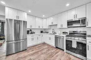 Comforting Retreat Near Woodfield Mall - Image 2