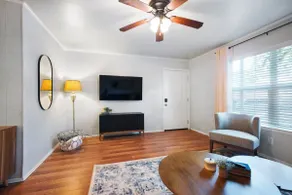Studio 510 Downtown Mineral Wells - Image 3