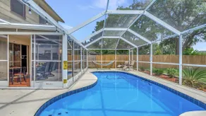 Stunning Pool House | BBQ | 15PPL |Stylish & Fun! - Image 2