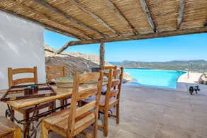 Ferienhaus „Villa Maryna“ mit Meerblick, privater Terrasse, Pool und WLAN - Image 2